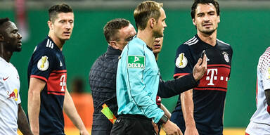 Riesen-Wirbel nach Rangnicks Handy-Platzsturm