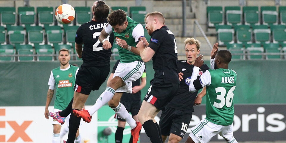 4:3 - Rapid zittert sich gegen Dundalk zum ersten Sieg