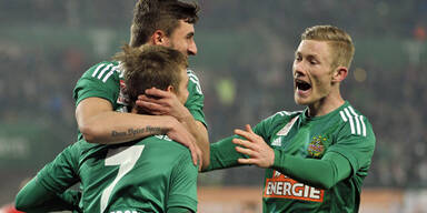 Rapid putzt WAC, Austria Tabellenführer