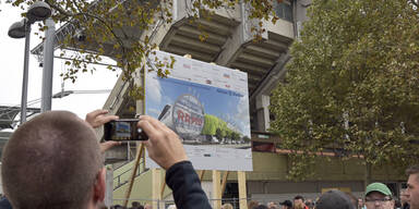 Rapid-Fans stürmen St. Hanappi