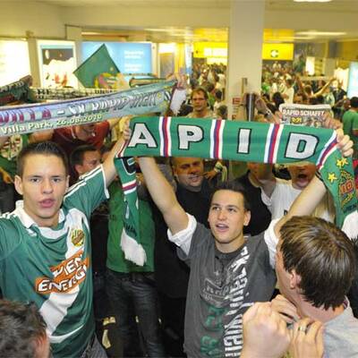 Fans empfangen Rapids Wunderteam