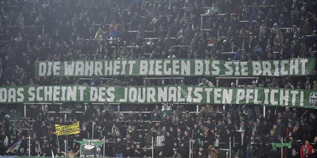 Rapid-Chaos: Wut-Plakate und Pfiffe