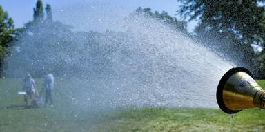 Sommer, Sonne, D&uuml;rre: Erste Gemeinden verbieten Rasensprenger