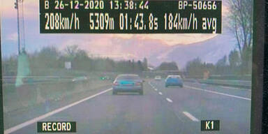 23-J&auml;hriger raste auf dem Weg zum Skifahren mit 208 km/h