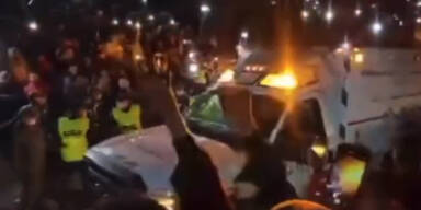 Bub (5) tot: Warum die Bergung aus dem Brunnen so lange dauerte