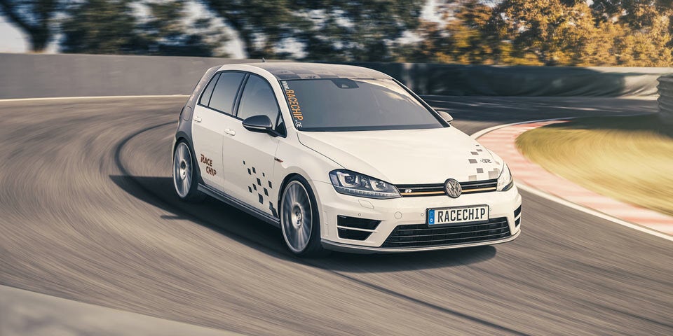 VW Golf VII R mit über 370 PS
