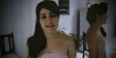 VIDEO: Sex-Auktion für kranke Mutter