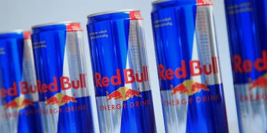15.000 gef&auml;lschte Red-Bull-Dosen beschlagnahmt
