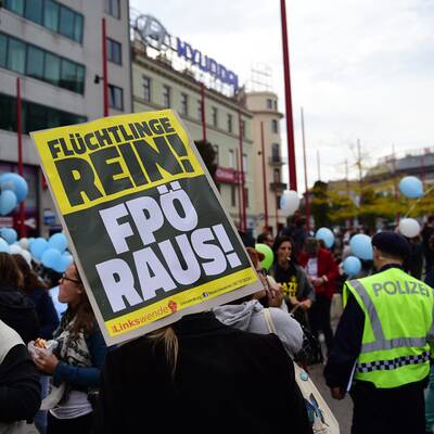Großdemo für Flüchtlinge in Wien 