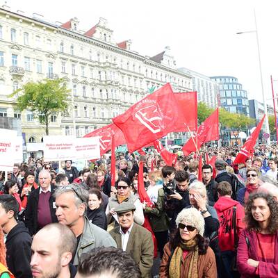 Großdemo für Flüchtlinge in Wien 