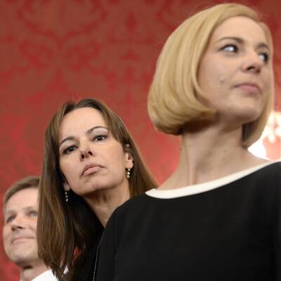 Unterzeichnung des Regierungsprogramms