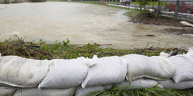 Dauerregen bringt Hochwasser