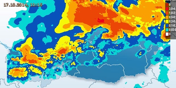 Kaltfront bringt 12 Stunden Dauerregen