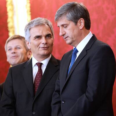 Die Regierung tritt zurück...