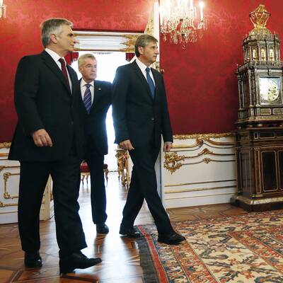 Die Regierung tritt zurück...