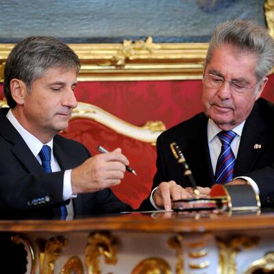 Die Regierung tritt zurück...