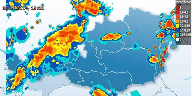Unwetter setzten  ganze Orte  unter Wasser