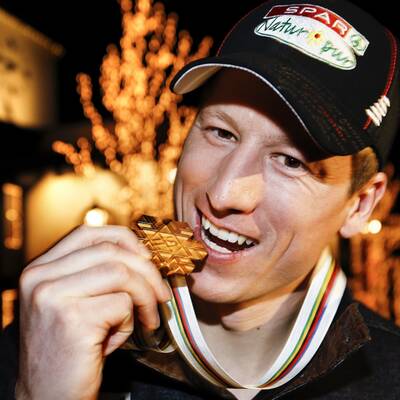 So jubelt Reichelt über Gold