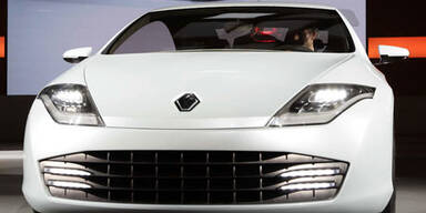 Renault überrascht mit dem Laguna Coupé Concept