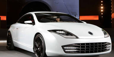 Renault überrascht mit dem Laguna Coupé Concept