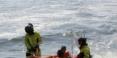 Hunderte bei F&auml;hrungl&uuml;ck gerettet