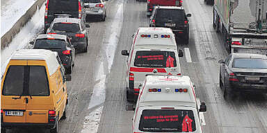 Schnee: Rettungsgasse funktionierte nicht