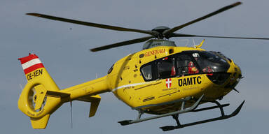 Kopie von Rettungshubschrauber im Einsatz