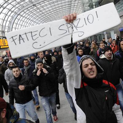 Tausende gehen seit Montag auf die Straße