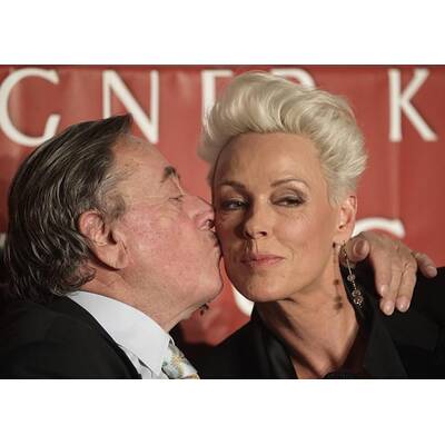 Brigitte Nielsen in der Lugner City