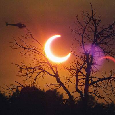 Spektakuläre Sonnenfinsternis in Asien & USA