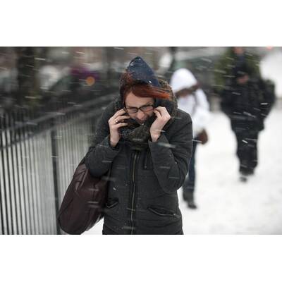 US-Schneesturm legt Ostküste lahm 