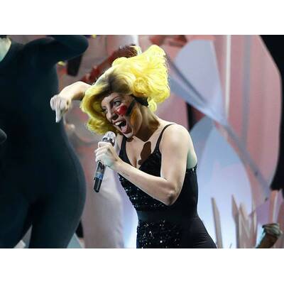 Macklemoore & Ryan Lewis feat. Ray Dalton