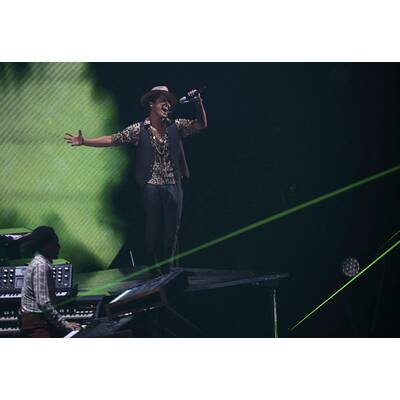 Macklemoore & Ryan Lewis feat. Ray Dalton