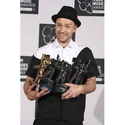 Macklemoore & Ryan Lewis feat. Ray Dalton