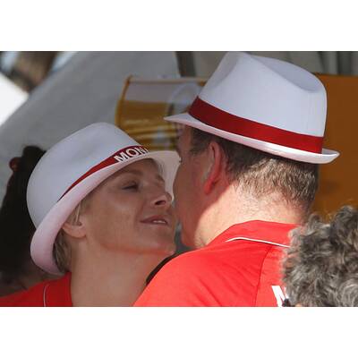 Fürstin Charlène und Albert wie frisch verliebt