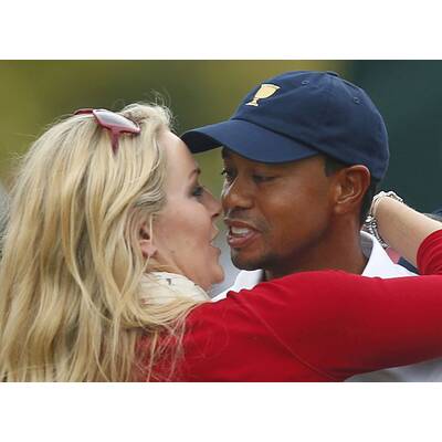 Lindsey Vonn & Tiger Woods turteln am Golfplatz