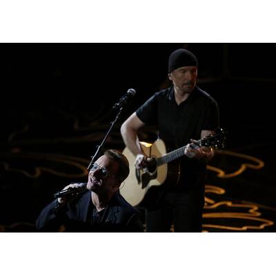 Stars performen bei den Oscars 2014