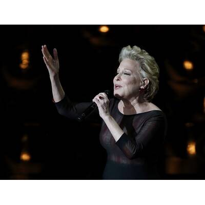 Stars performen bei den Oscars 2014