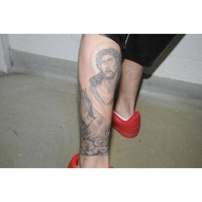 Justin Bieber zeigt seine zahlreichen Tattoos