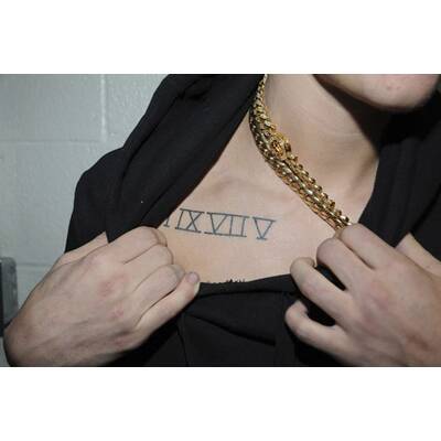 Justin Bieber zeigt seine zahlreichen Tattoos