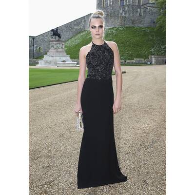 Prinz William feiert bei Gala-Dinner mit den Stars