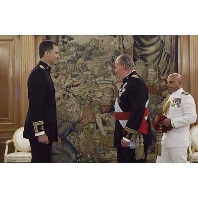 Thronwechsel in Spanien: Juan Carlos übergibt an Felipe