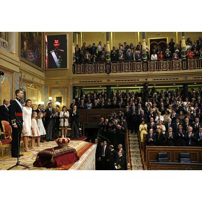 König Felipe: Seine Vereidigung