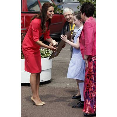 Herzogin Kate besucht eine Londoner Schule
