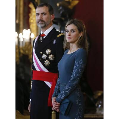 Königin Letizia & Felipe strahlen bei Militärparade