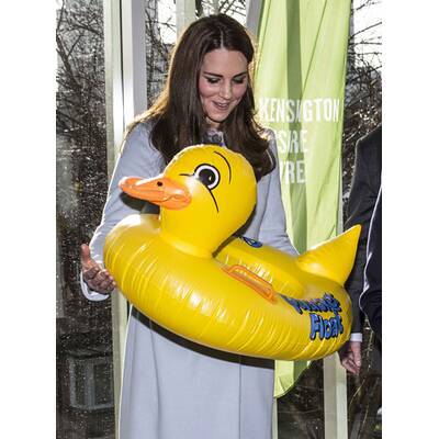 Herzogin Kate geht zur Schule