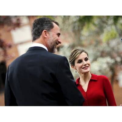 Königin Letizia strahlt neben Felipe