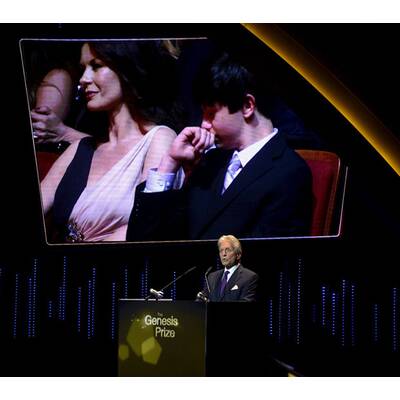 Catherine Zeta-Jones & Michael Douglas mit Kids am roten Teppich