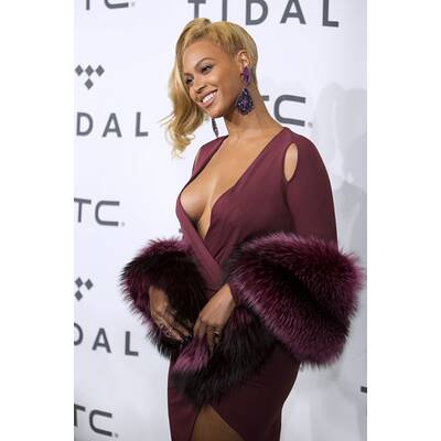 Beyoncé zeigt Mega-Dekolleté