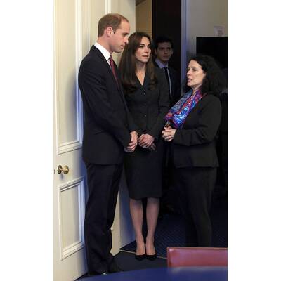 Herzogin Kate & Prinz William tragen sich ins Kondolenzbuch ein